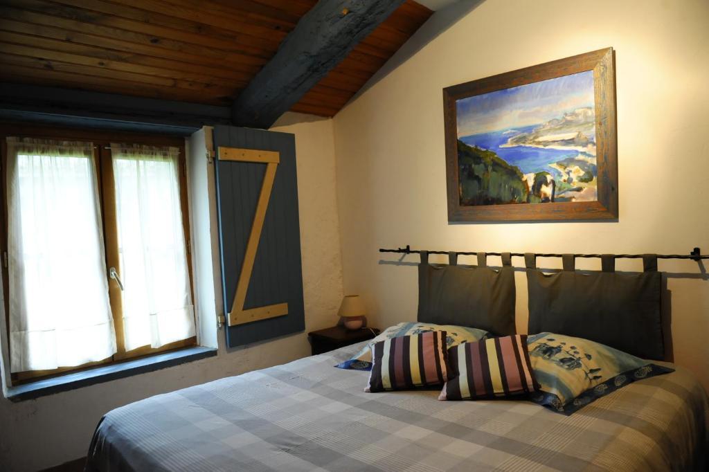 Chambres D'Hotes Le Chintre Queyssel Rum bild